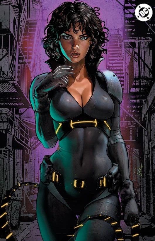 ABSOLUTE BATMAN #13 TALAVERA VIRGIN FOIL 1ST CATWOMAN APP - LTD TO 1000